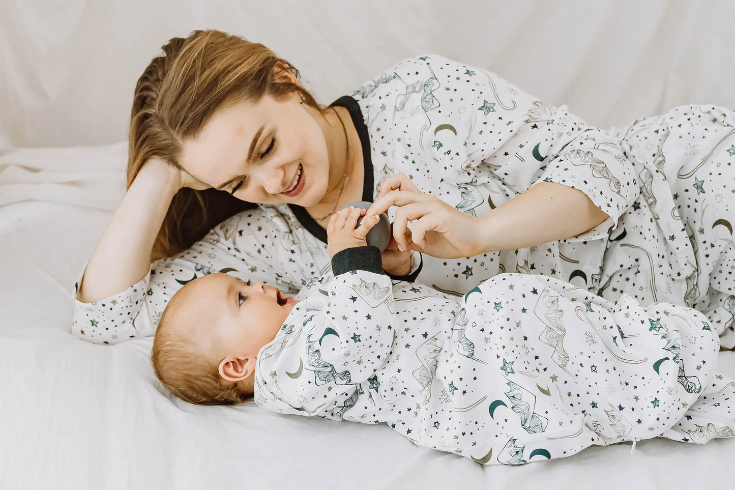 Long Sleeve Sleep Bag 1.0 TOG (Organic Cotton) - Stars White