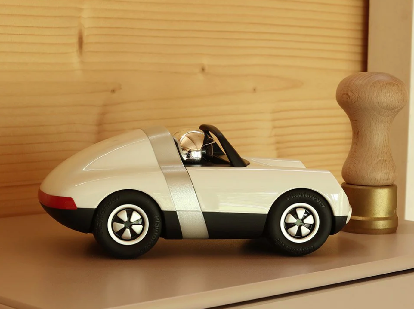 Car LUFT PFEIFFER White