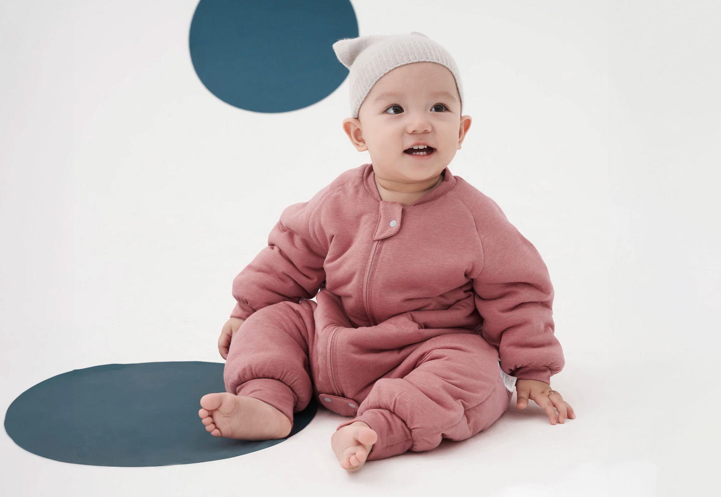 Long Sleeve Footed Sleep Bag 2.5 TOG (Bamboo Jersey) - Pantone Faded Rose