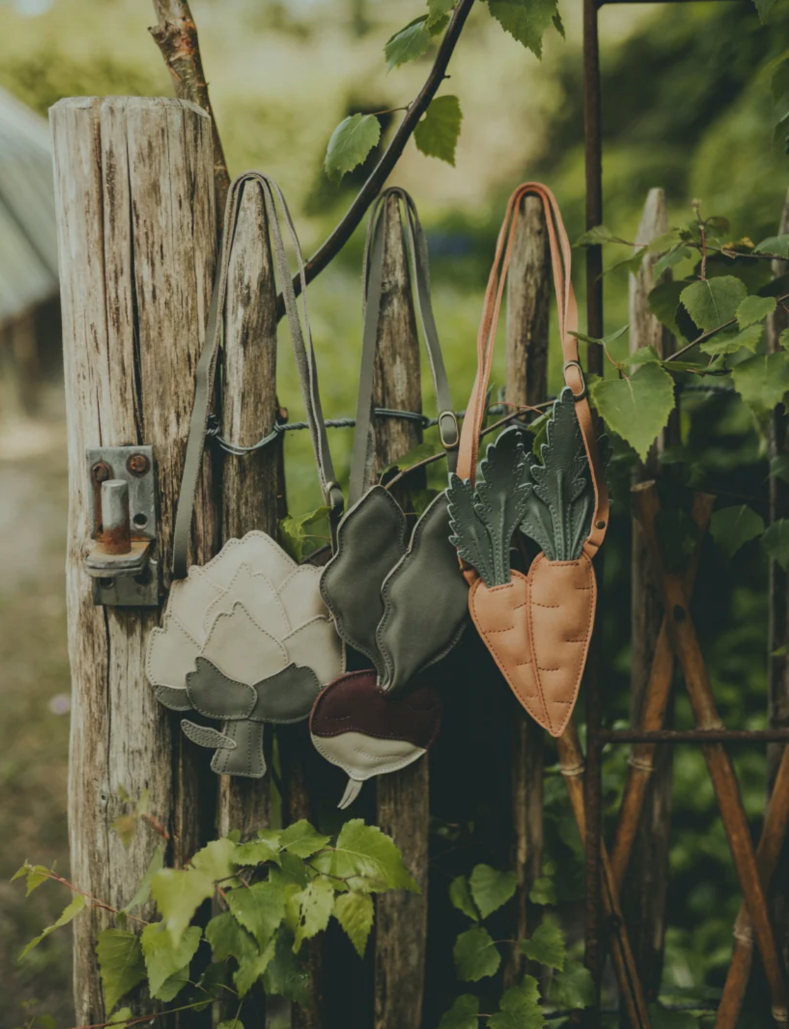 Donsje Chaeso Purse Carrots