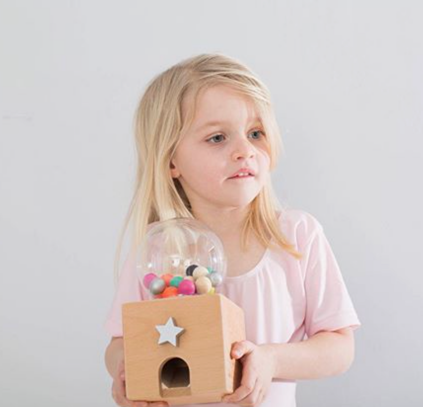 Gatcha Gatcha Wooden Gumball Dispenser