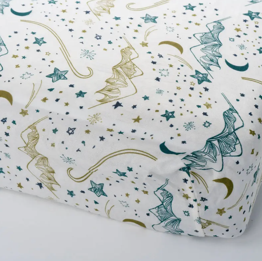 Fitted Bamboo Crib Sheet Stars White