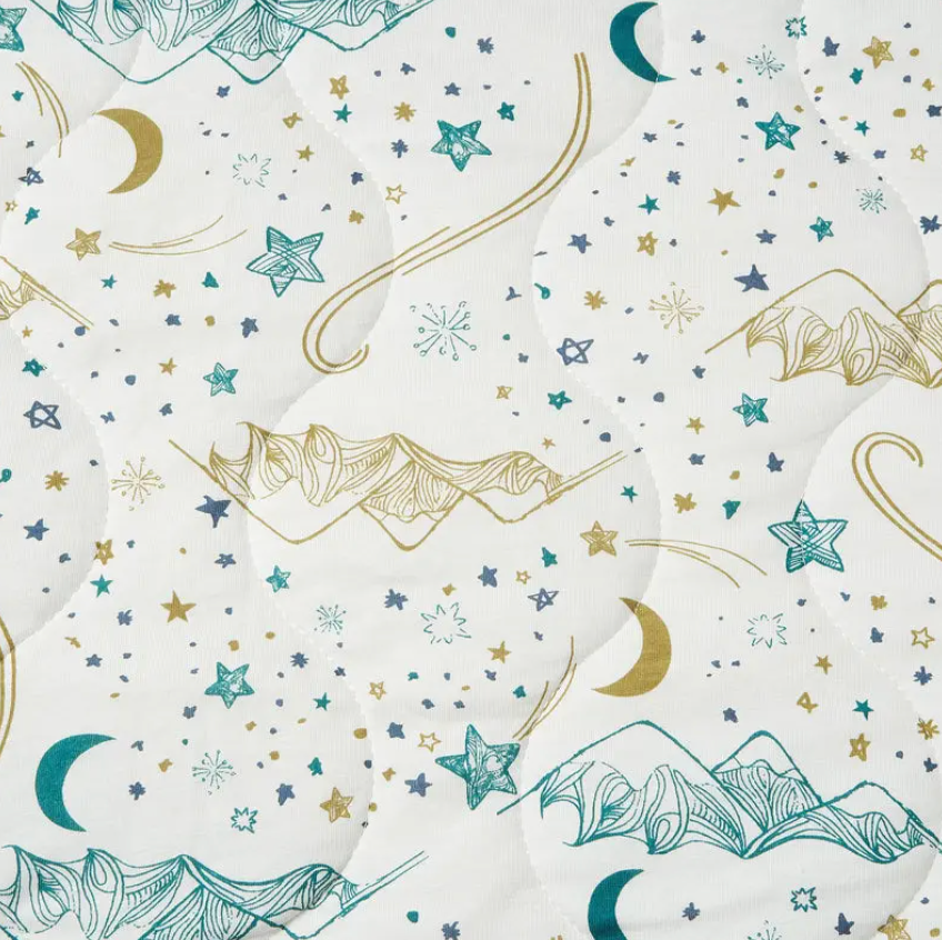 Bamboo Jersey Small Quilted Cozy Blanket Stars White