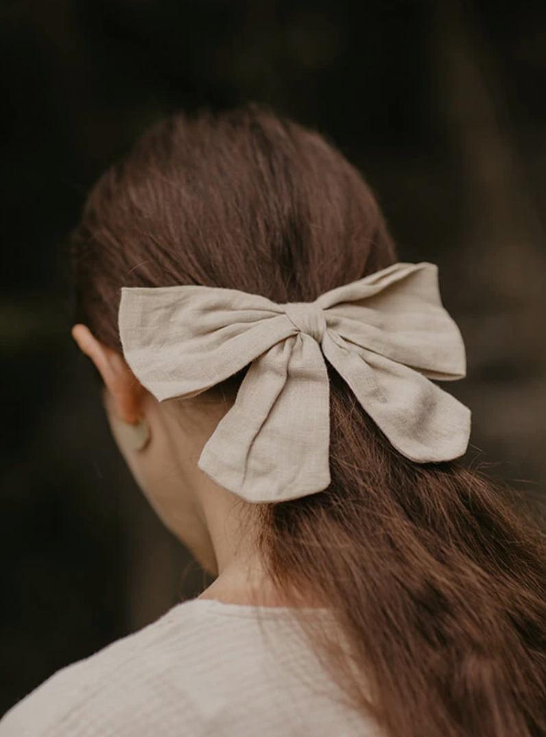 The Old-Fashioned Bow - Women's