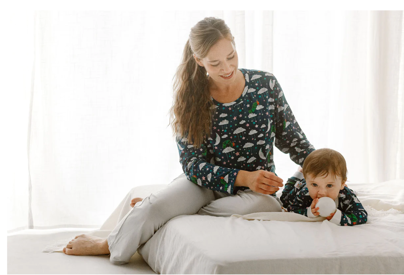 Women's Bamboo Cotton Long Sleeve PJ Set - Eric Carle Nighty Night