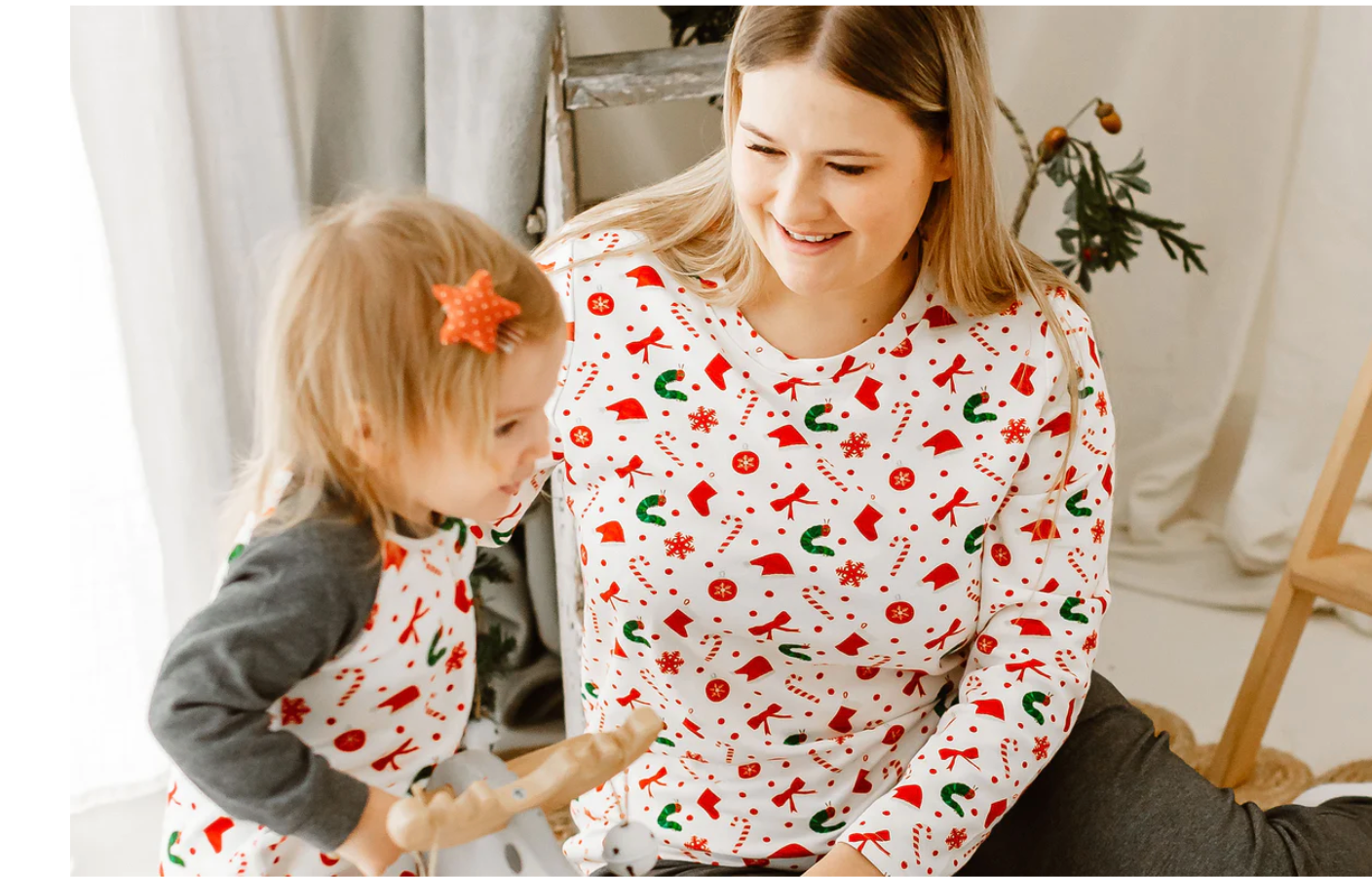 Women's Organic Cotton Long Sleeve PJ Set - Eric Carle Candy Cane Lane