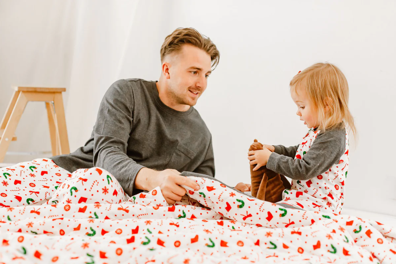 Men's Organic Cotton Long Sleeve Pocket Tee PJ Set - Eric Carle Candy Cane Lane