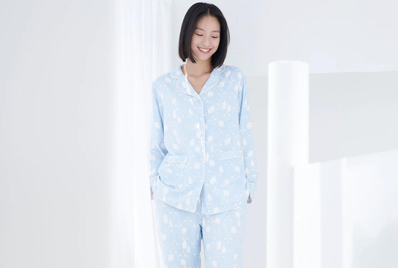 Women's Bamboo Long sleeve Button-up PJ Set - Snowy Peaks