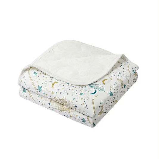 Bamboo Jersey Small Quilted Cozy Blanket Stars White