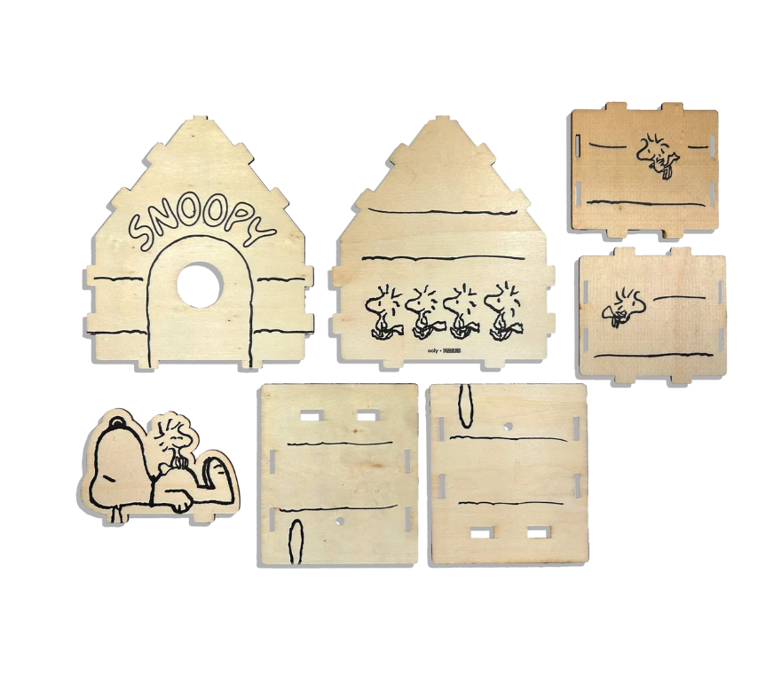 OOLY x Peanuts Color-in Wooden Birdhouse Kit - 5 Paint Markers